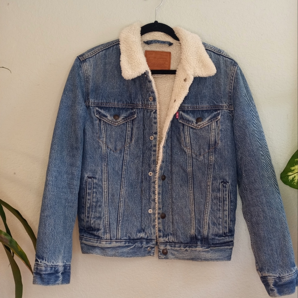 Vintage Levi's Big E Sherpa Lined Trucker Denim Jacket Quilted Lined Sleeves M